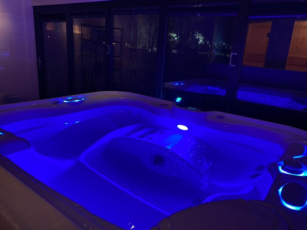 De Porrel Polsbroek Unit Met Prive Jacuzzi, Spa En Sauna ภายนอก รูปภาพ